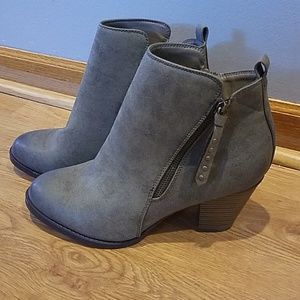 JustFab Madalena Ankle Boots Grey/ Green